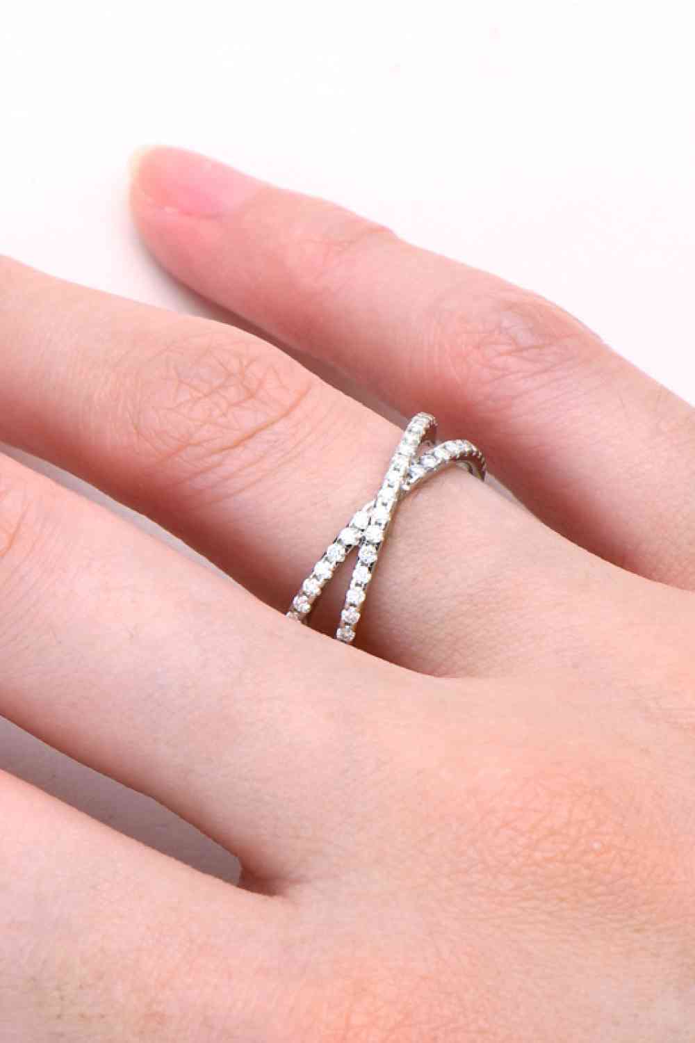 Moissanite 925 Sterling Silver Crisscross Ring - Stardust Diamonds
